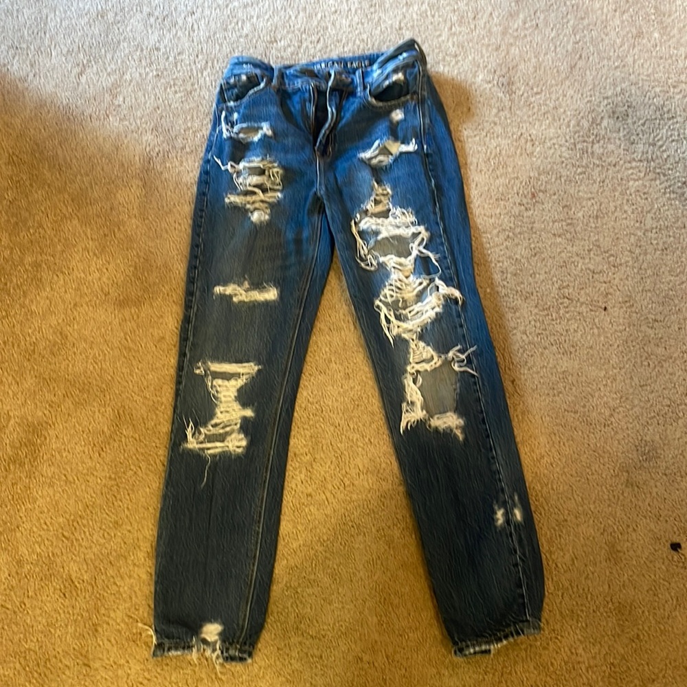 american eagle mom jeans